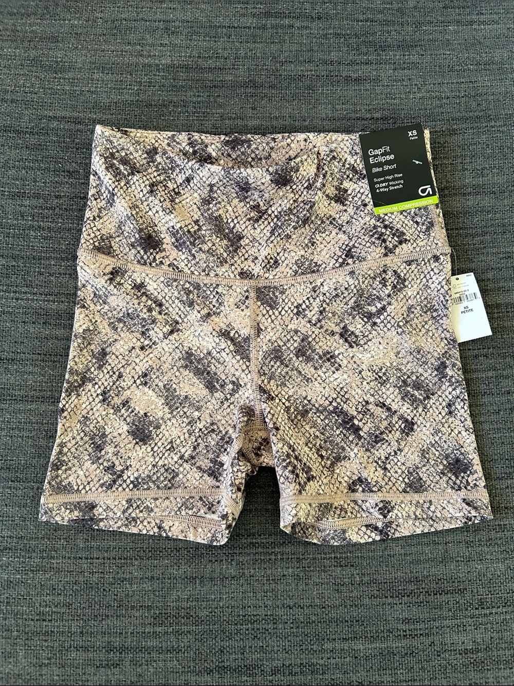 GapFit Eclipse High-Rise Bike Shorts in Taupe Snake, sz XSP, NEW
